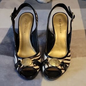 Anne Klein Women's Black and Brown Heels